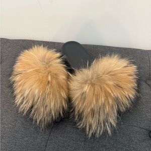 Women's Real Fur Slippers - Black and Tan